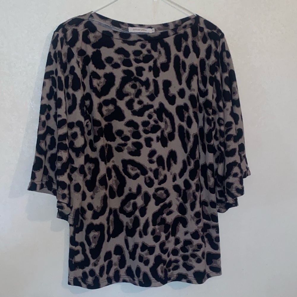 Amaryllis Leopard Print Tunic With Bell Sleeves Size M